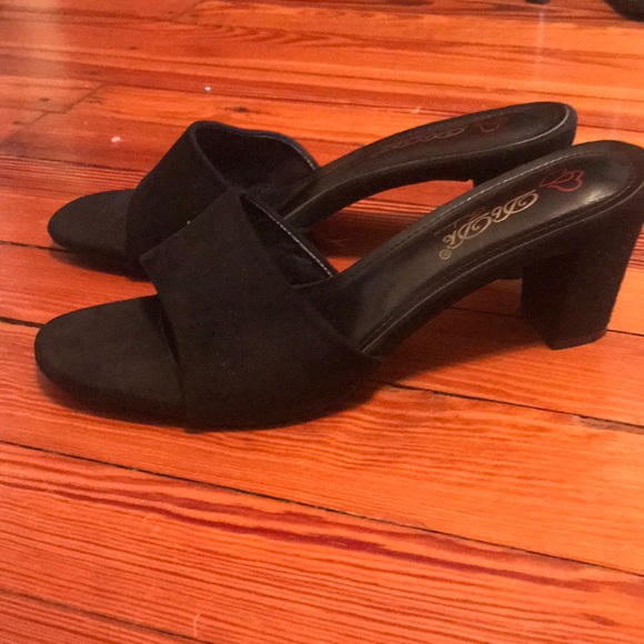 Black sandal heels - Picture 2 of 2